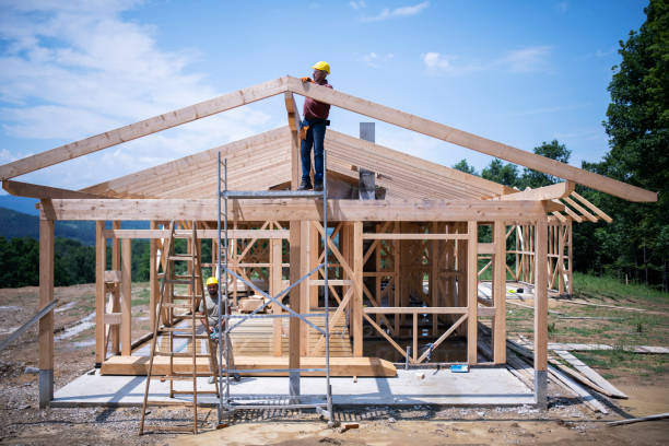 Best Roof Maintenance Services  in Weidman, MI
